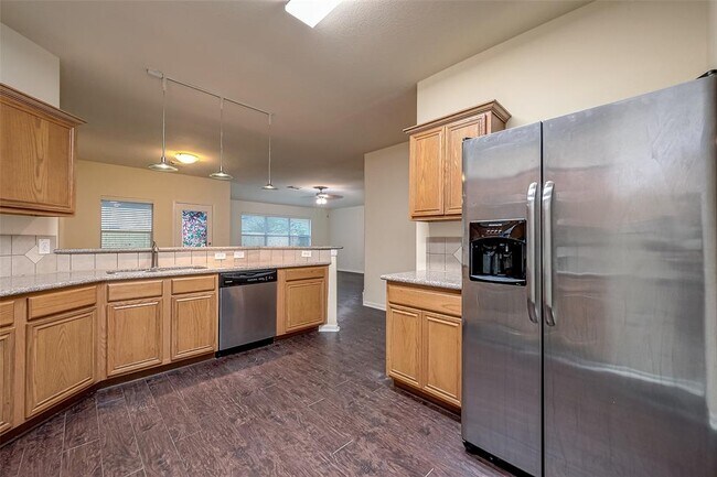 Building Photo - 1222 Hemple Dr