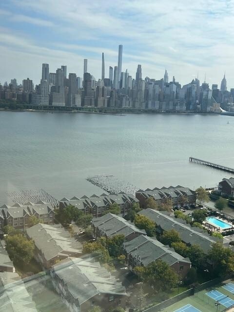 Building Photo - 7004 BLVD E