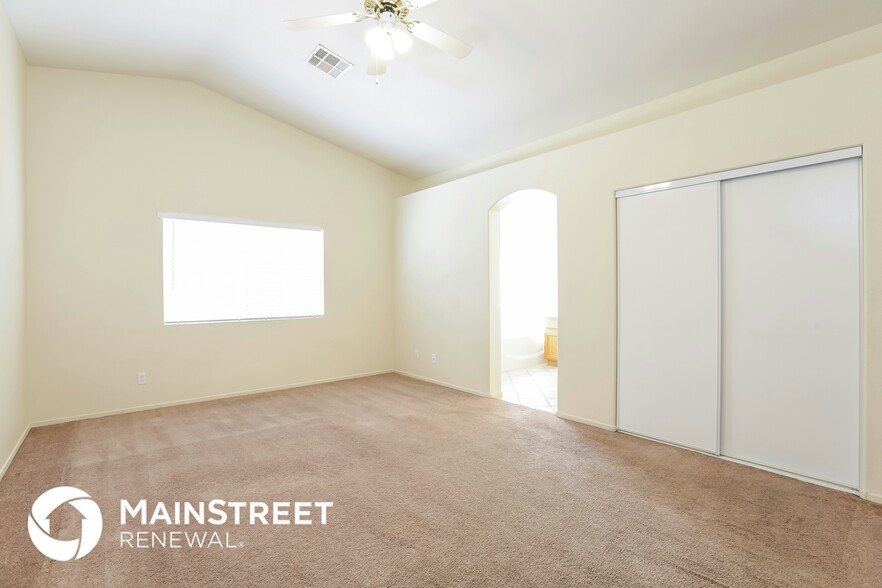 Building Photo - 7441 Tumbling St