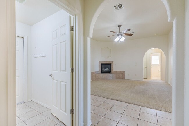 Building Photo - Beautiful Home W/Solar Panels