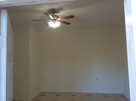 Building Photo - 11505 Hatteras St