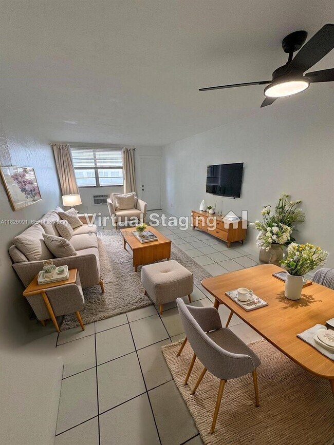 Building Photo - 505 NE 30th St