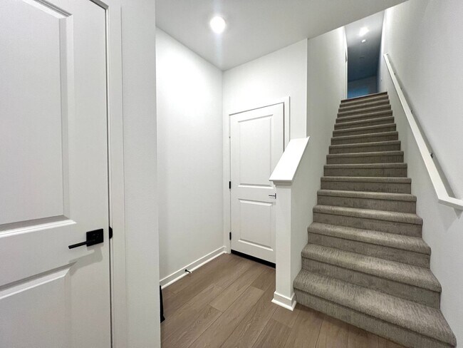 Building Photo - Brand New Built 3 Story 2 Bed 2.5 Bath Condo in Eastvale!