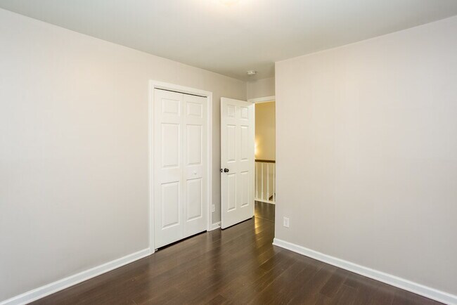 Building Photo - 11025 Ballards Pond Ln