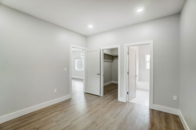 Building Photo - 3719 Kirkup Ave