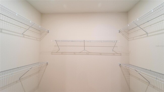 Building Photo - 16446 Lone Oak Cir