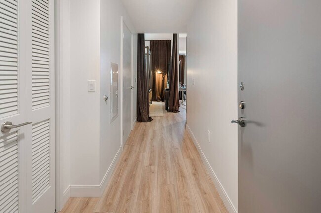 Building Photo - 40 Western Ave