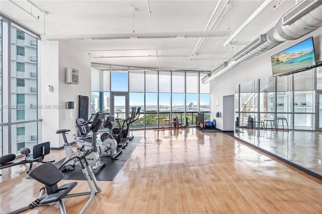 Building Photo - 888 Biscayne Blvd