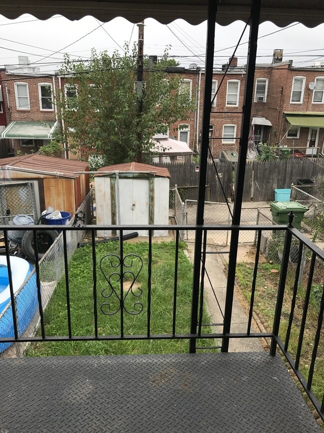 Building Photo - 3 Bedroom Townhome in Morrell Park - Finis...