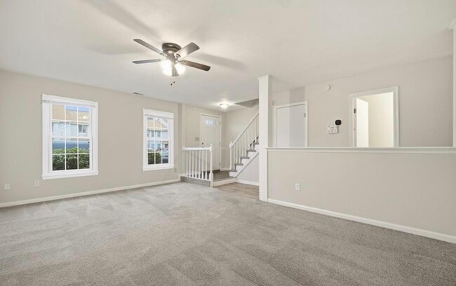 Building Photo - 5531 Old Guard Crescent