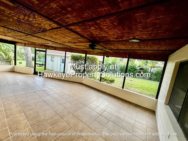Building Photo - 3205 Carleton Cir W