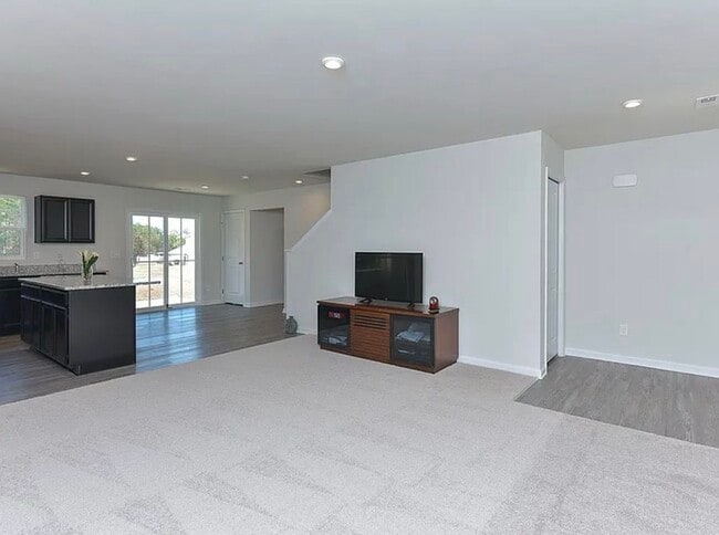 Building Photo - 1408 Kobuk Vly Ct