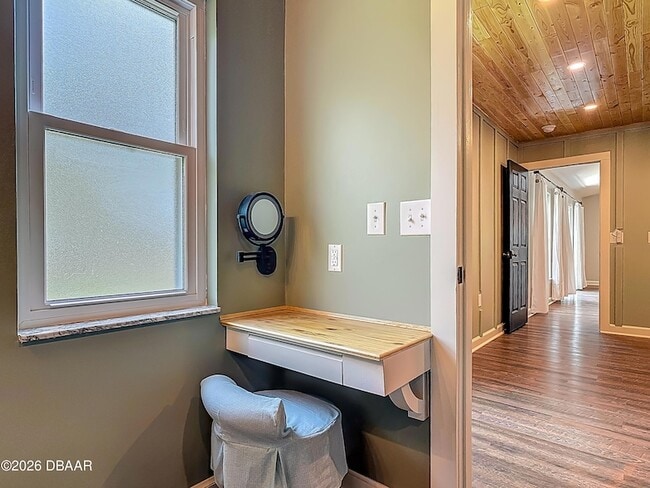 Building Photo - 14 Zollinger Pl