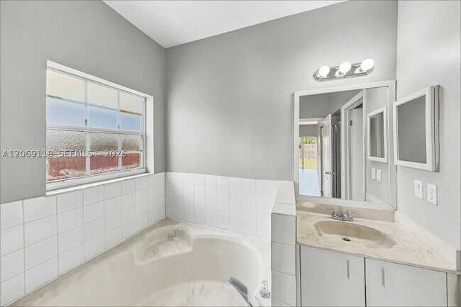 Building Photo - 9191 SW 212th Terrace