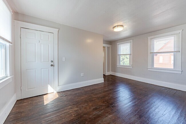 Building Photo - 5515 Bridge Ave