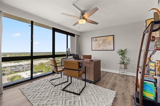 Building Photo - 3301 Bayshore Blvd
