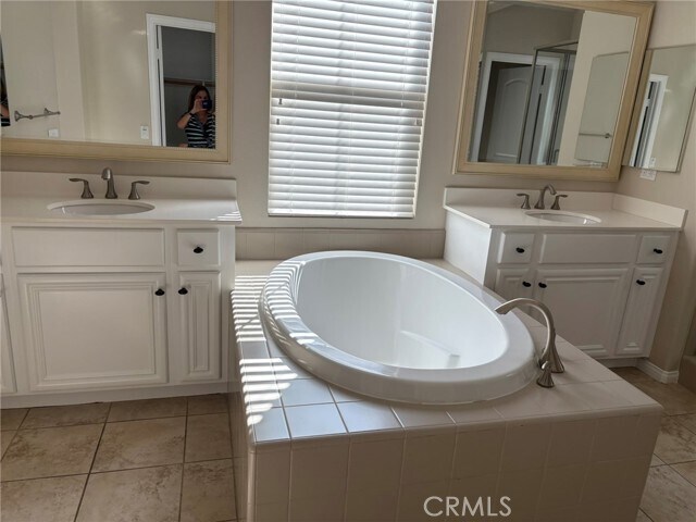 Building Photo - 23 Prickly Pear