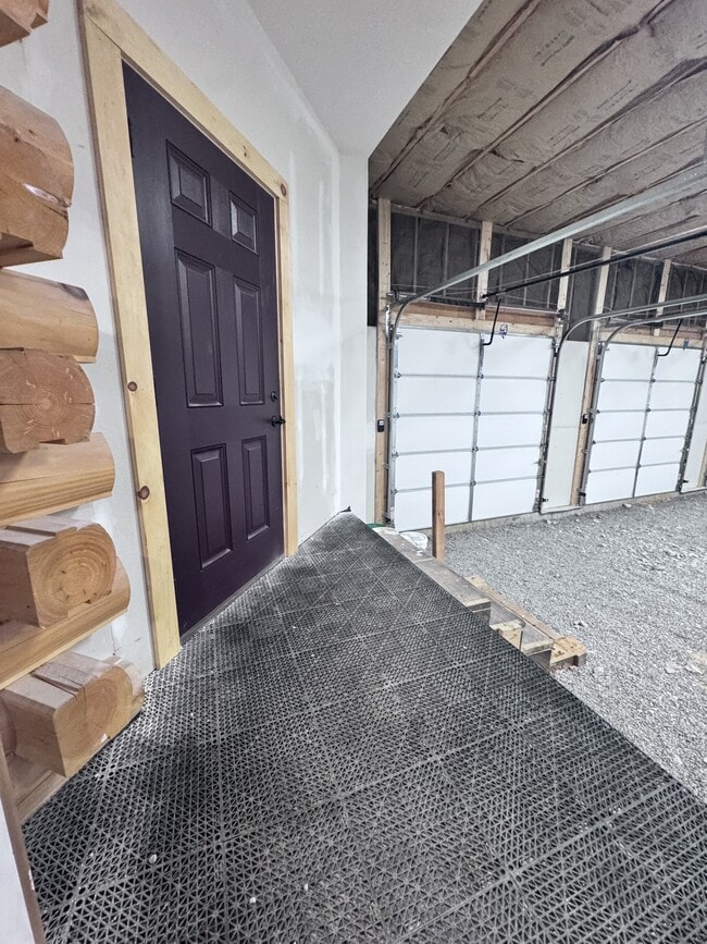 Building Photo - 1339 Hickory Point Dr