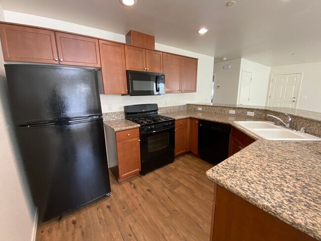 Building Photo - 2109 Bella Oaks Dr
