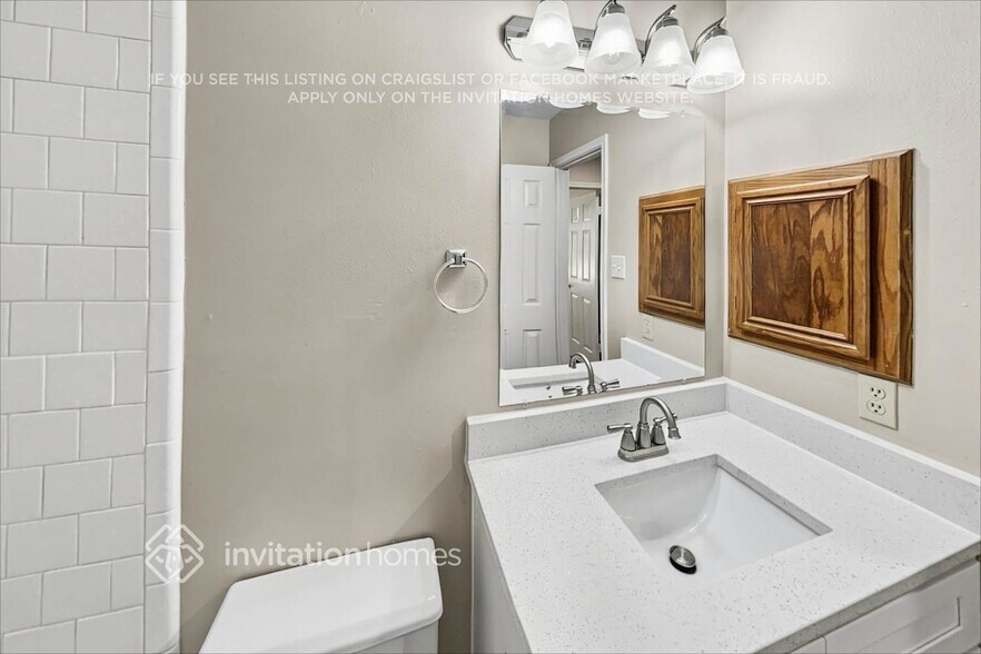 Building Photo - 4330 Spoonbill Dr