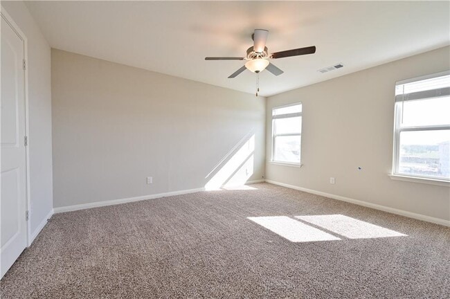 Building Photo - 252 Mount Vernon Way