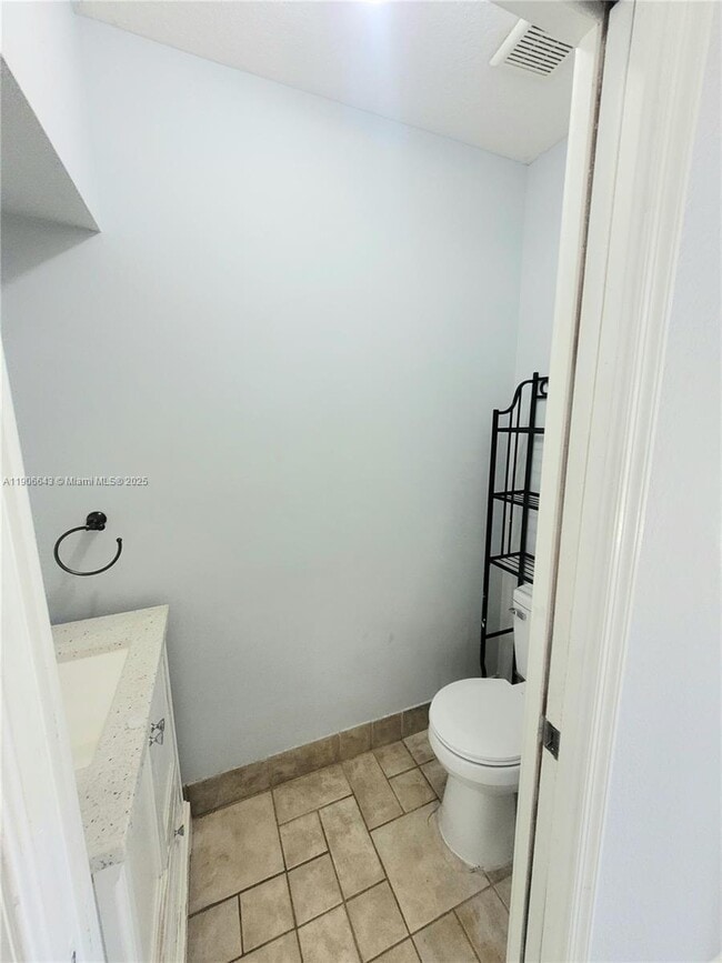 Building Photo - 15095 67th Ct N