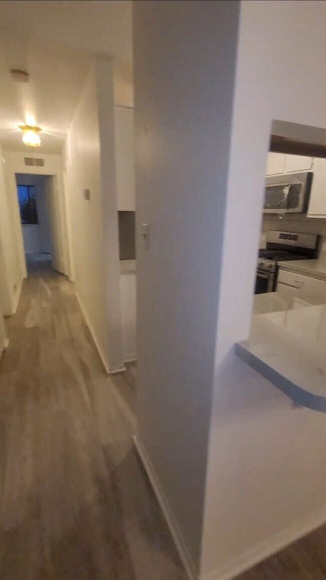 Building Photo - 1303 Morris Ct