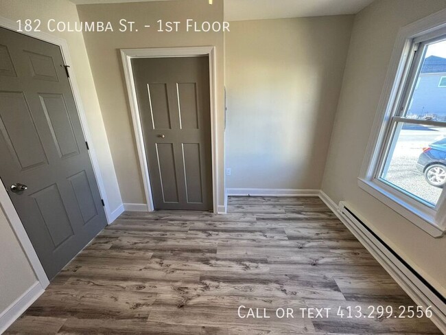 Building Photo - Completely Remodeled 3 Bedroom, 1st Floor ...