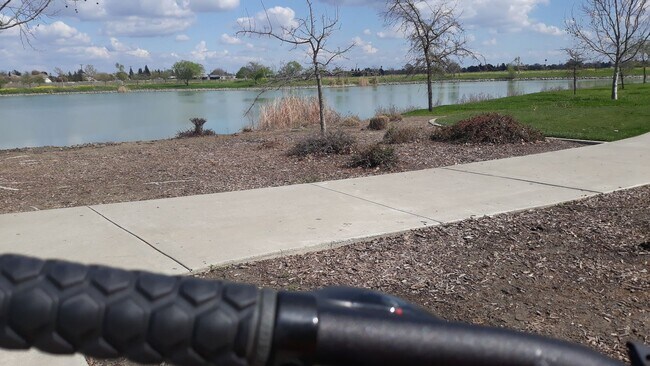 Building Photo - Pre-Lease Now for July 2026 Move-In – Stylish 3BR Townhome in Gated West Sacramento Community