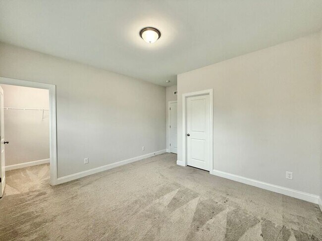 Building Photo - 6013 Balance Ct