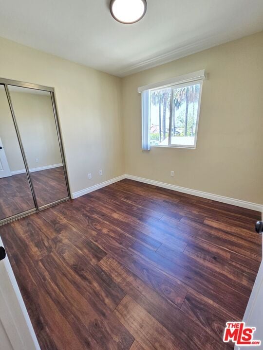 Building Photo - 1719 W 39th Pl