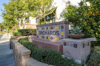 Orchards - 139 Royal Way