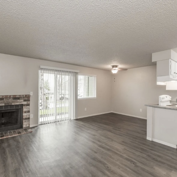 Building Photo - 5726 59th St Ct W