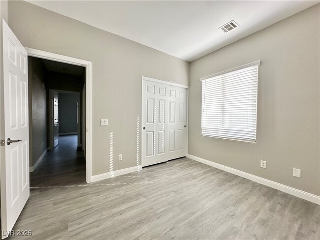 Building Photo - 2547 Belgreen St