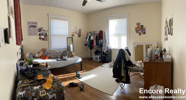 Building Photo - 200 Commonwealth Ave