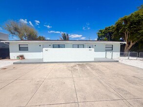 Building Photo - RFR (543 103rd Ave)