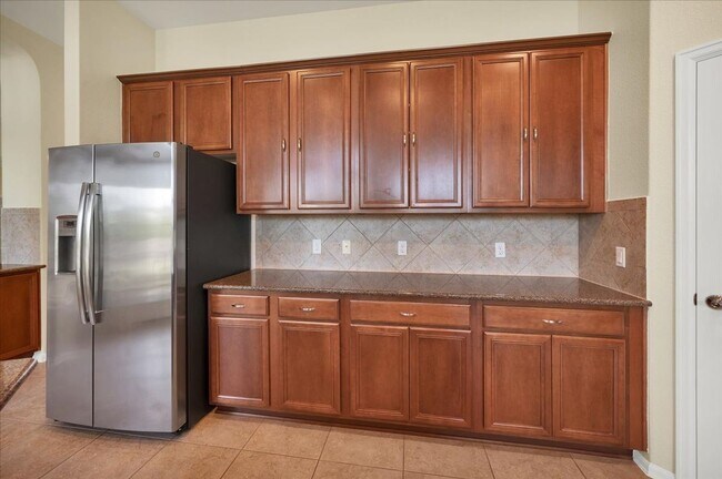 Building Photo - Experience the Perfect Blend of Modern Luxury and Tranquil Living in High Pointe: Your Dream Home...