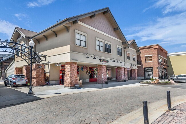 Building Photo - Park City Condo Near Kimball Junction