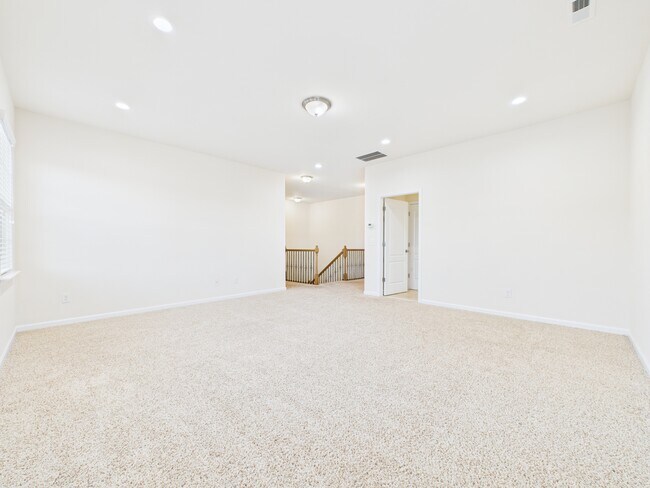 Building Photo - 1249 Reflection Ave NW