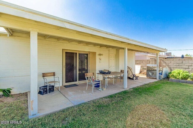 Building Photo - 7544 E Kimsey Ln