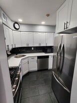 Building Photo - 49 Fairview Cir