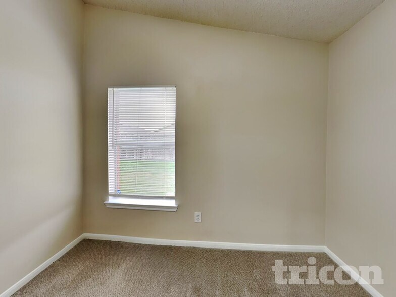 Building Photo - 3135 Kelling St