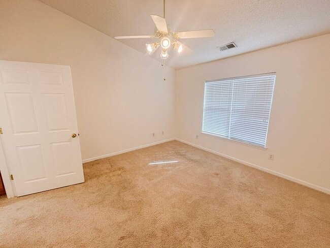 Building Photo - 227 Hardee Ave