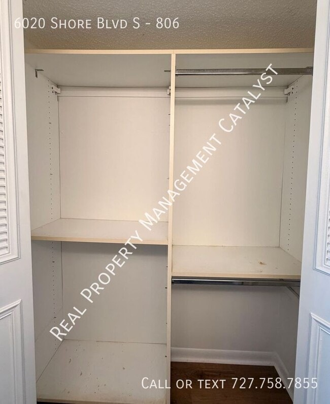 Building Photo - 6020 Shore Blvd S