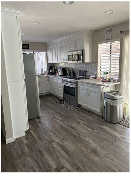 Building Photo - 1 Kaseberg Dr