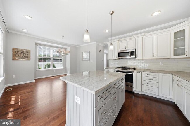 Building Photo - 3518 Trevi Ct