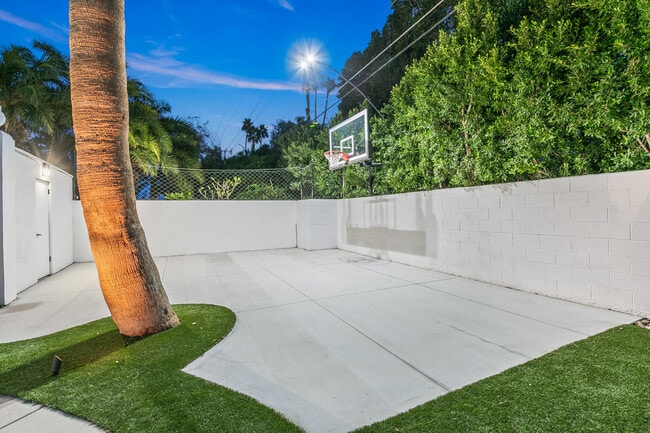 Building Photo - 72827 Bursera Way