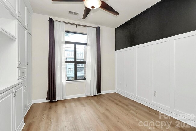 Building Photo - 450 New Bern Station Ct