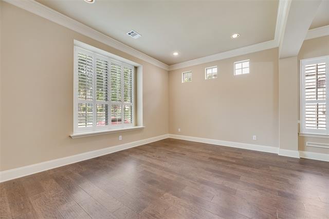Building Photo - 15127 Springwood Dr