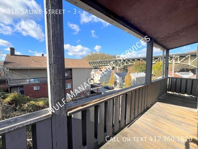 Building Photo - 318 Saline St